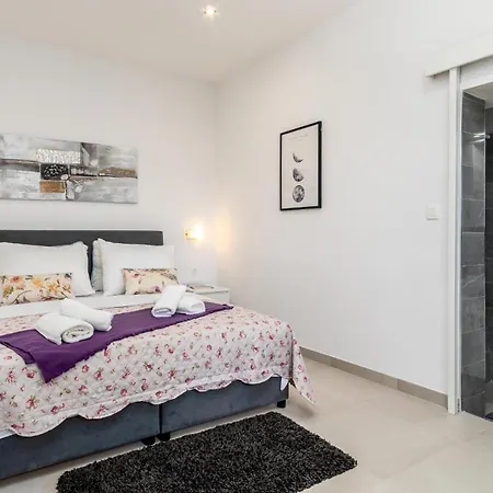 Pet Friendly In Semesterbostad Stanici